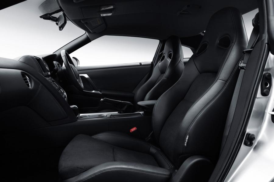  Nissan GT-R 2007 года  (фото 442 из 480)
